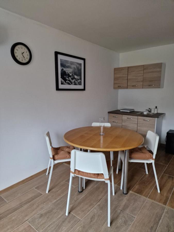 Origo Rooms And Apartments Stahovica Luaran gambar